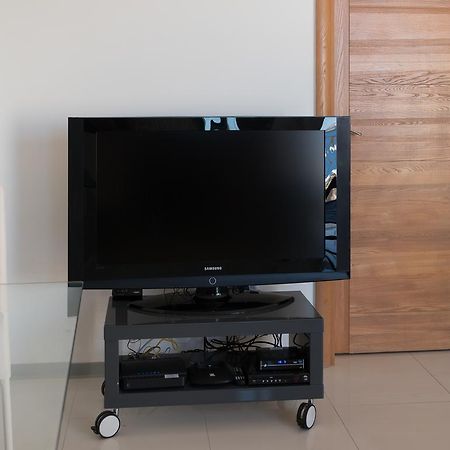 Seaview Luxury Penthouse With Shared Swimming Pool Apartman Għajnsielem Kültér fotó